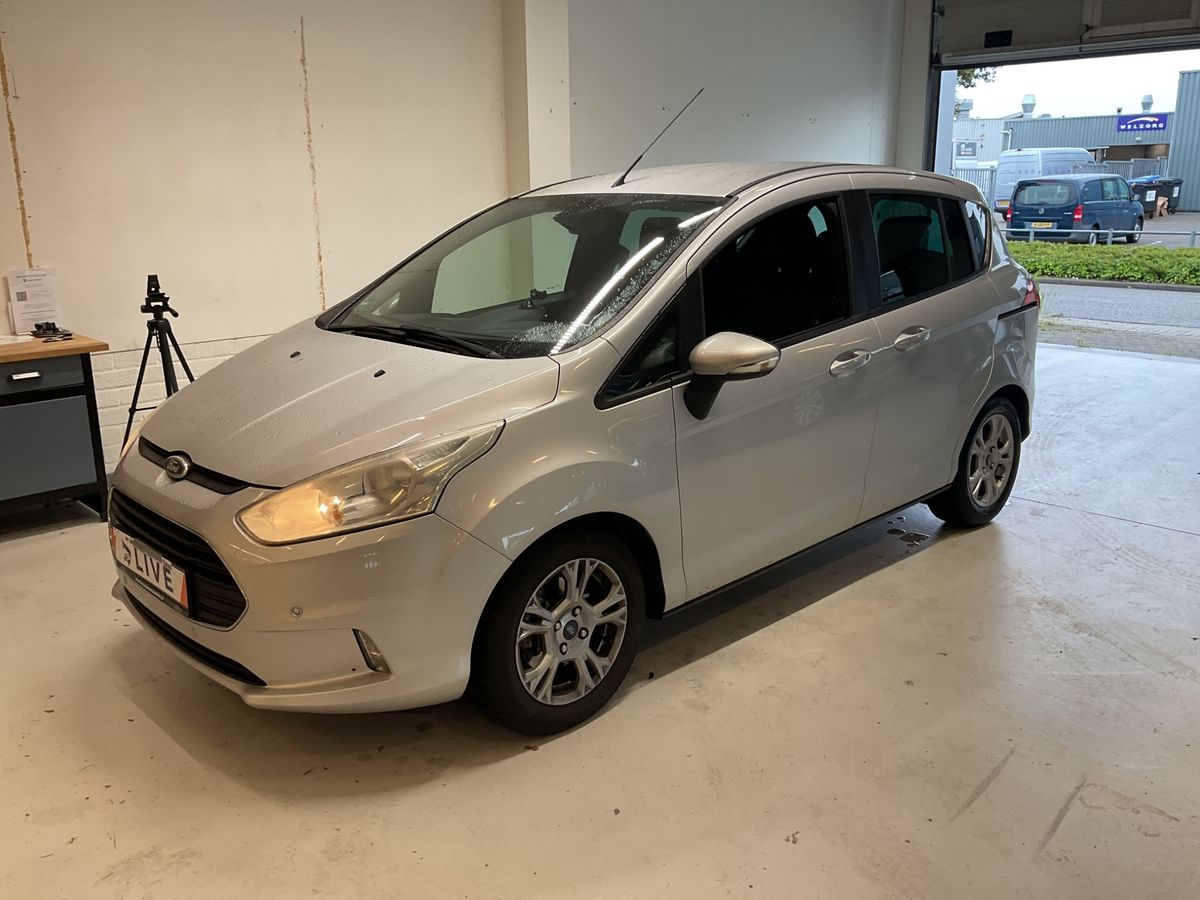 Ford B-Max 2014 — photo 1