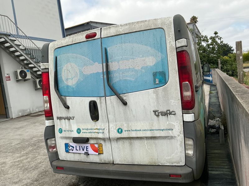Renault Trafic 2.0 dCi L1H1 2,7t verglast — zdjęcie 2