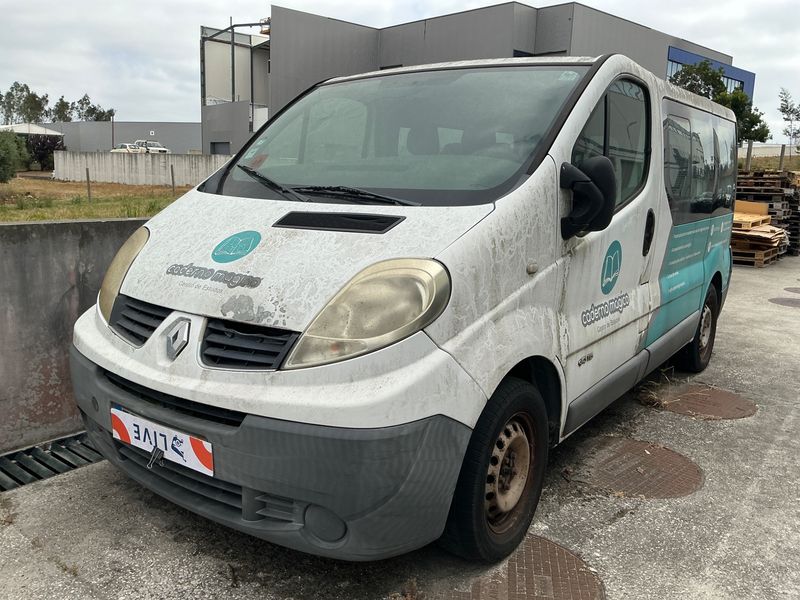 Renault Trafic 2.0 dCi L1H1 2,7t verglast
