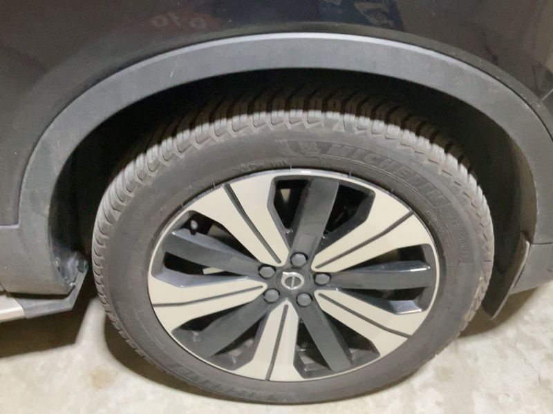 Volvo XC40 1.5 T4 Recharge Plug-in Hybrid Plus Dark 2WD 2023 – снимка 11