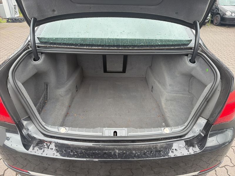 BMW 7er 750i L — zdjęcie 9