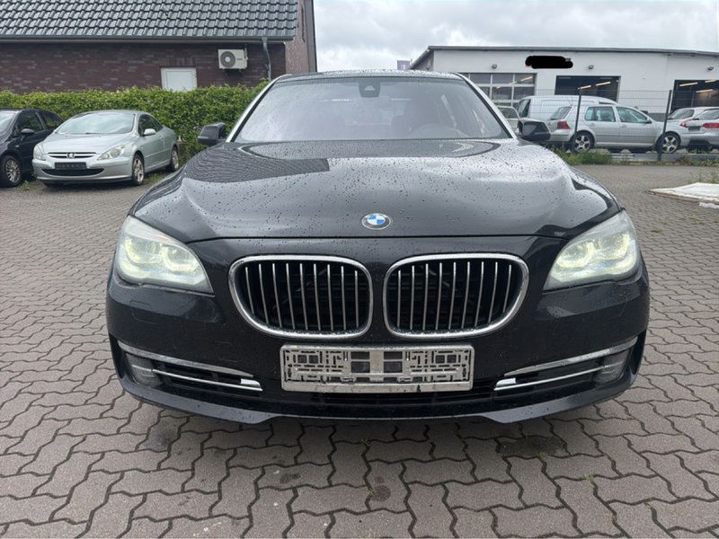 BMW 7er 750i L — zdjęcie 7