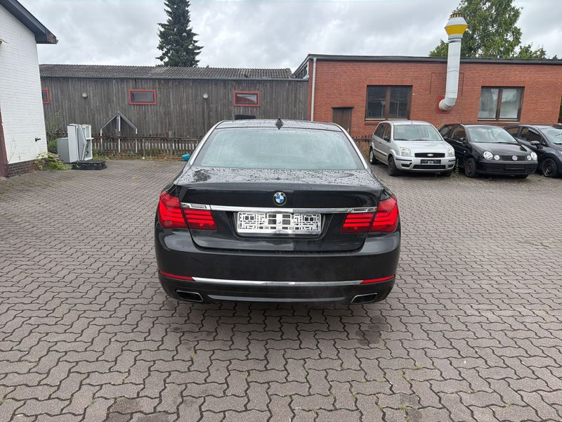 BMW 7er 750i L — zdjęcie 4