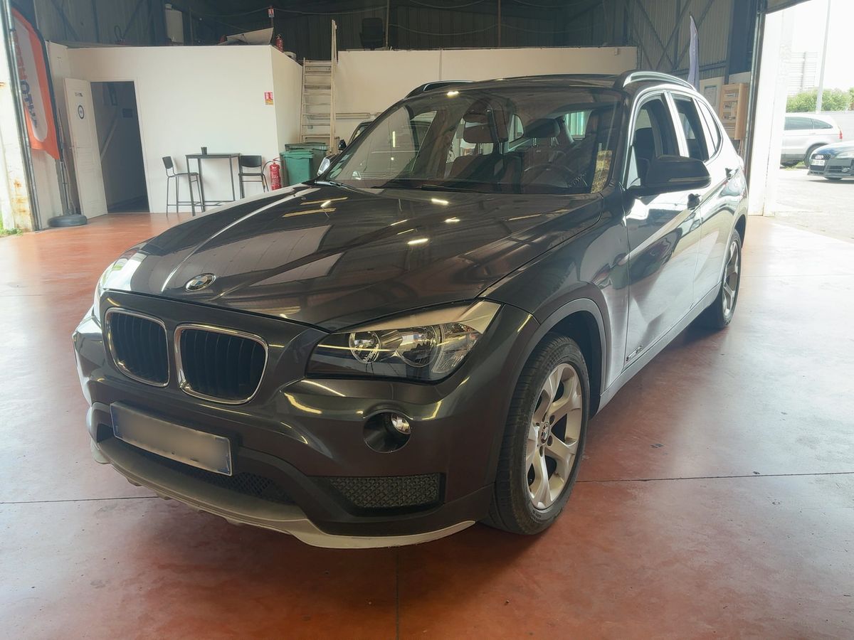 BMW X1 2014 — photo 1
