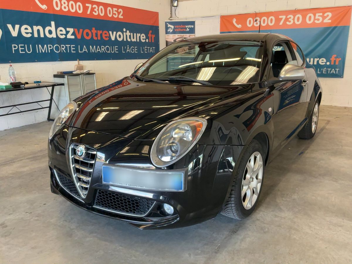 Alfa Romeo 2015 — photo 1