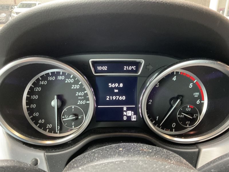 Mercedes-Benz M-Klasse ML 250 CDI BlueTEC — zdjęcie 13