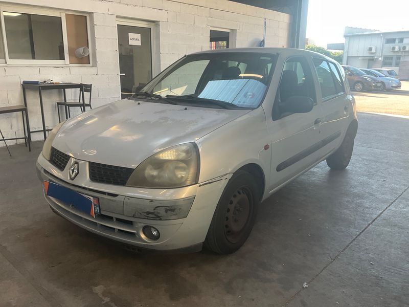 Renault Clio 1.5 dCi Expression 2002 – снимка 1