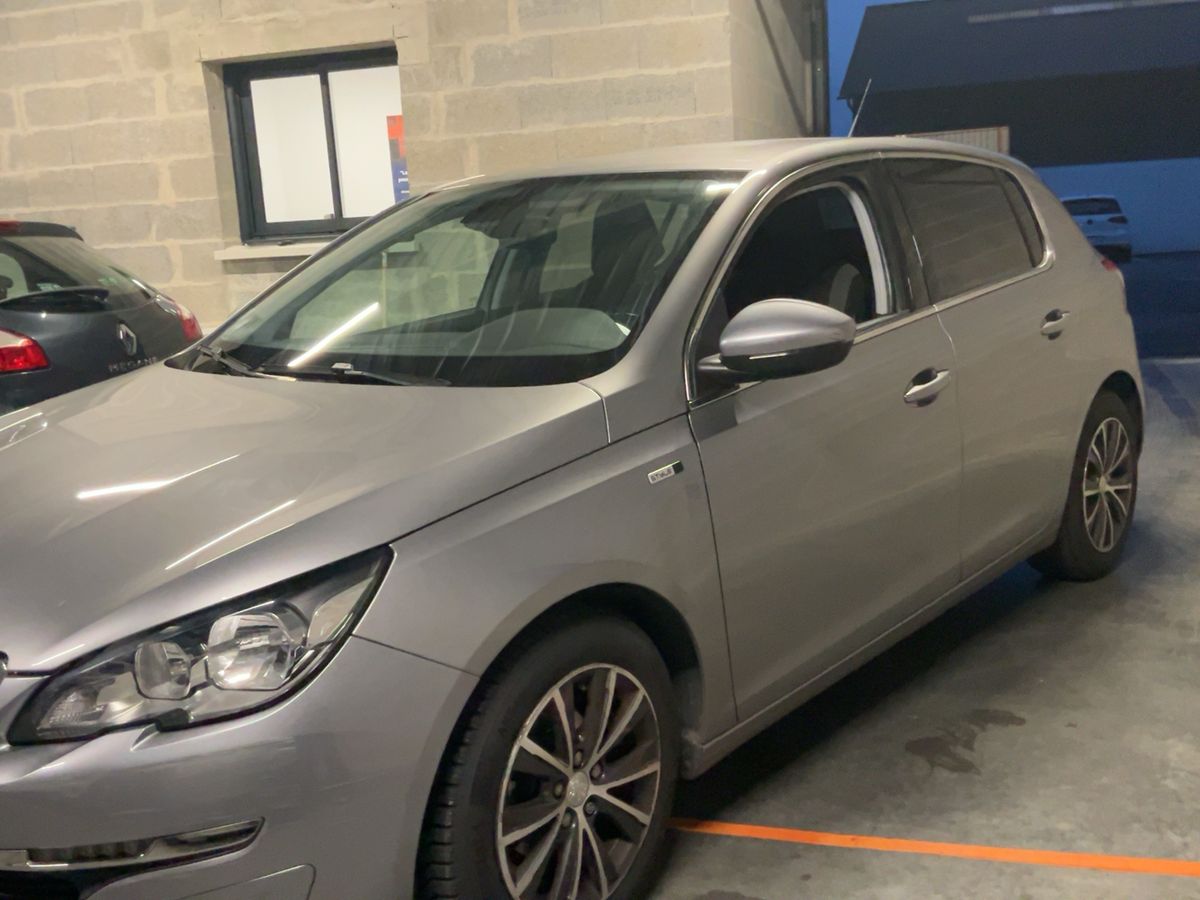 Peugeot 308 1.2 e-THP Style