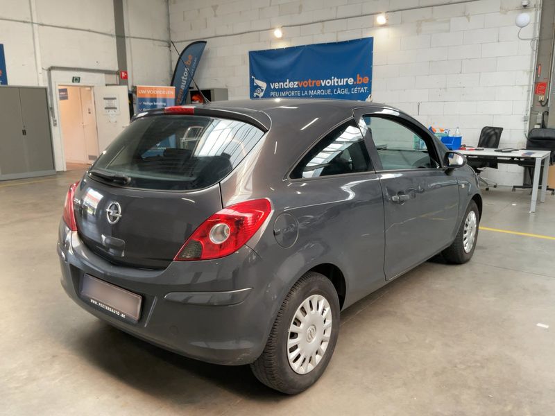 Opel Corsa 1.2 Selection 2013 – снимка 8