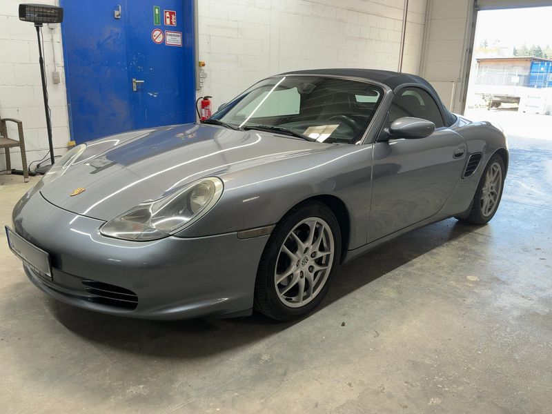 Porsche Boxster 2.7