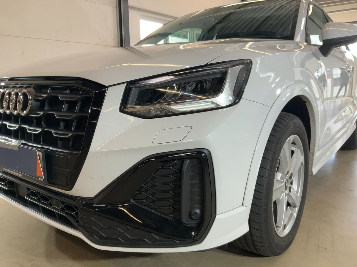 Audi Q2 35 TFSI S line