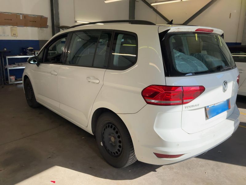 Volkswagen Touran 1.2 TSI Comfortline BlueMotion Tech — zdjęcie 3