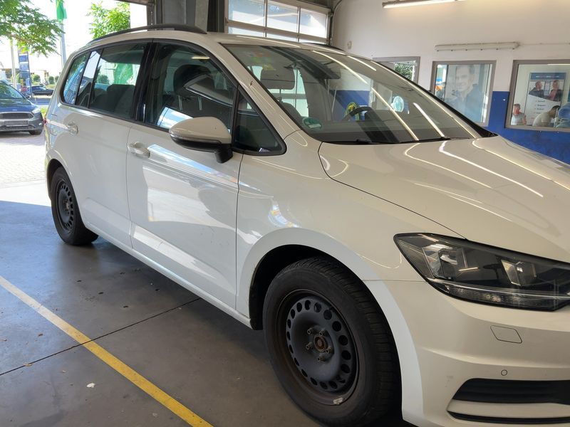 Volkswagen Touran 1.2 TSI Comfortline BlueMotion Tech — zdjęcie 8