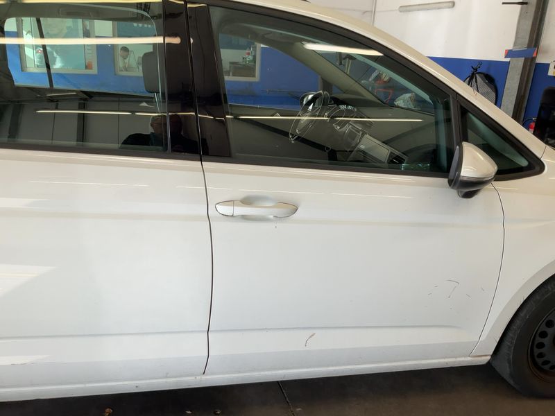 Volkswagen Touran 1.2 TSI Comfortline BlueMotion Tech — zdjęcie 7