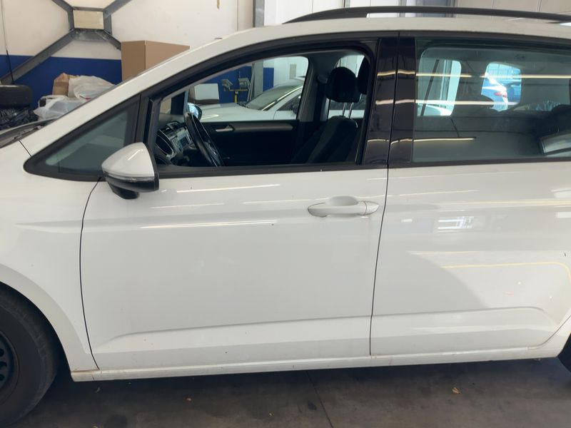 Volkswagen Touran 1.2 TSI Comfortline BlueMotion Tech — zdjęcie 4