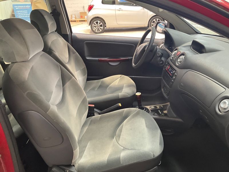 Citroen C2 1.1 Ambiance — zdjęcie 3
