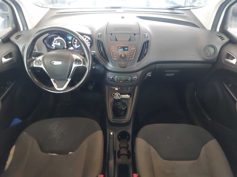 Ford Tourneo Courier 1.5 TDCi Trend — zdjęcie 11