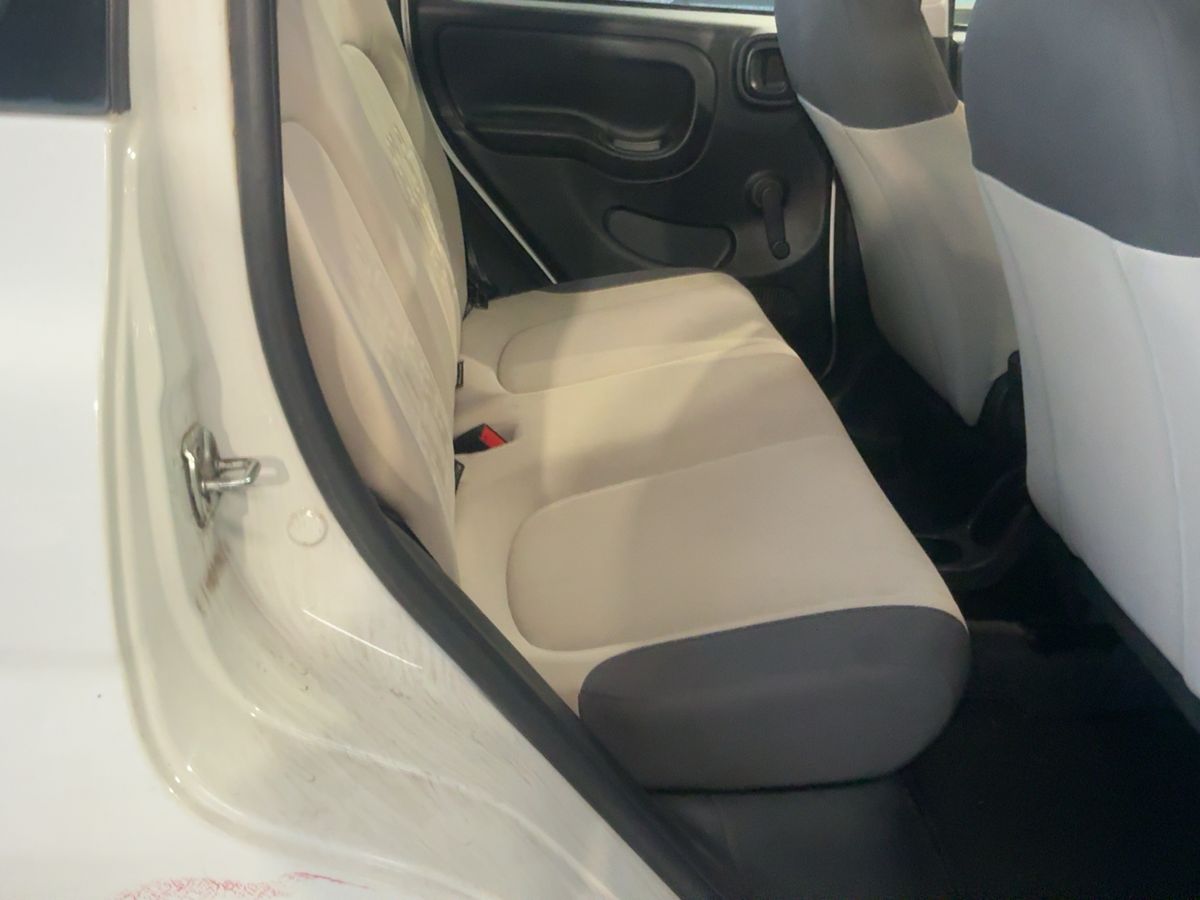 Fiat Panda 0.9 Easy - Immagine 11
