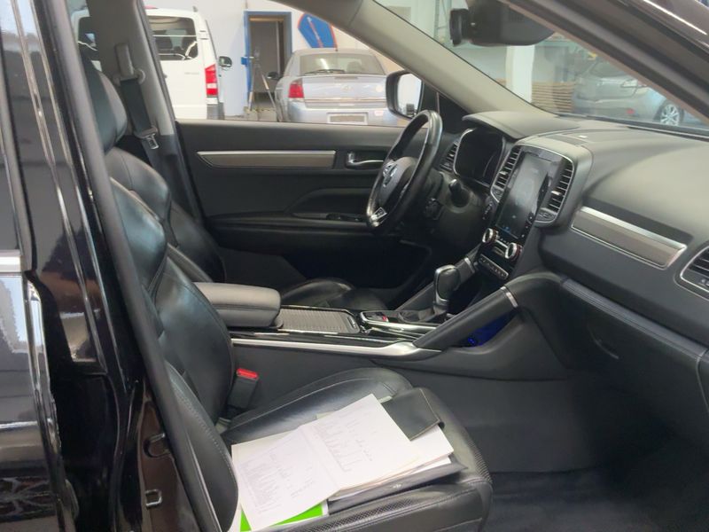 Renault Koleos 2.0 dCi Energy Initiale Paris 4x4 — zdjęcie 11