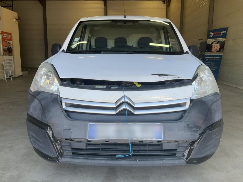Citroen Berlingo 1.6 e-HDi Club L1 — zdjęcie 9