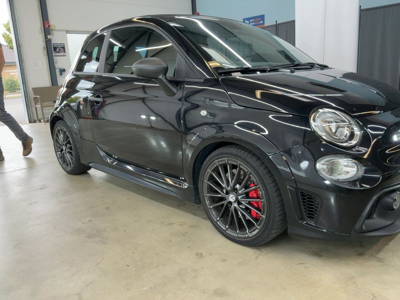 Abarth 595C 1.4 Competizione — zdjęcie 8