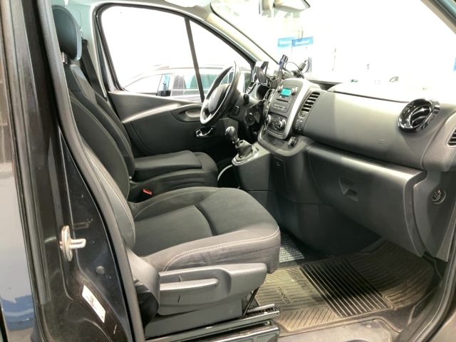 Renault Trafic 1.6 dCi Energy L1H1 SpaceClass 2018 – снимка 16