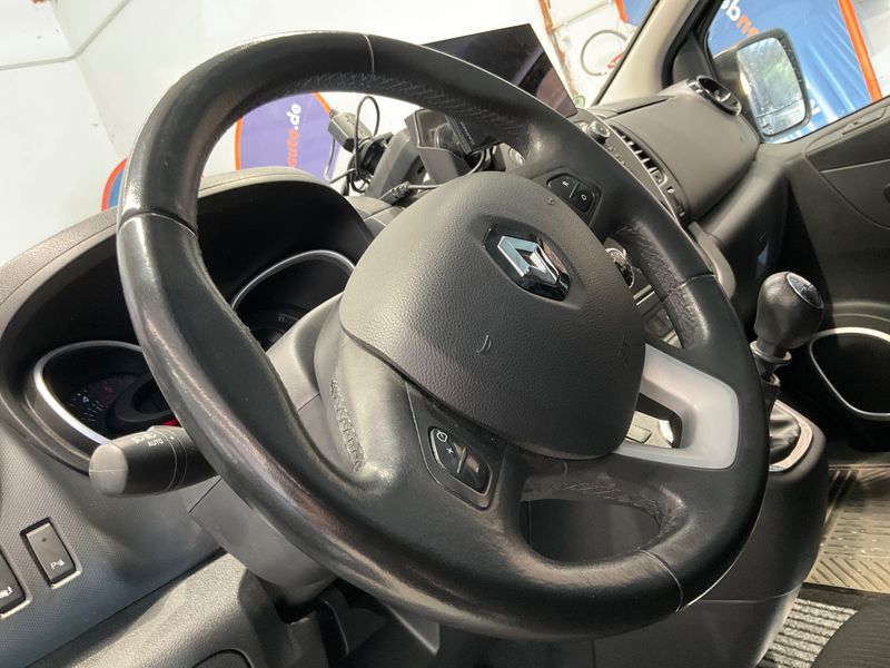 Renault Trafic 1.6 dCi Energy L1H1 SpaceClass 2018 – снимка 36