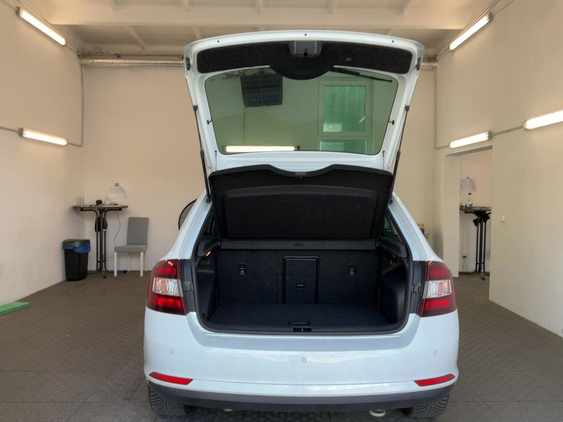Skoda Rapid Spaceback 1.0 TSI Clever — zdjęcie 10