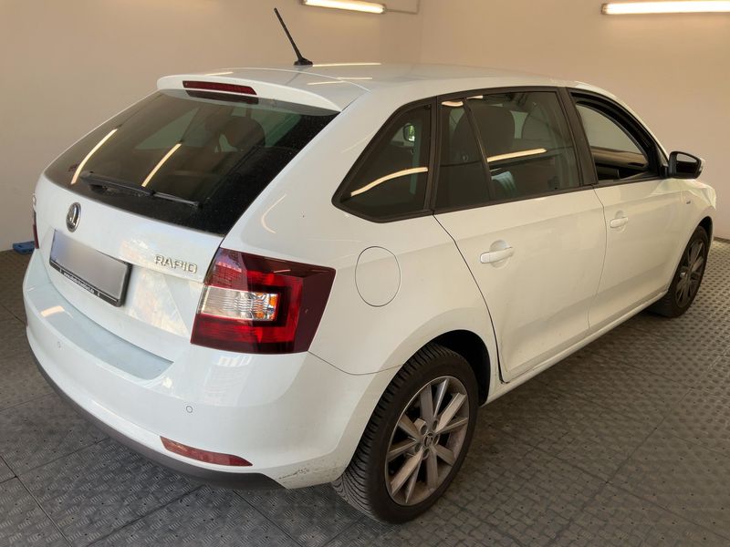 Skoda Rapid Spaceback 1.0 TSI Clever — zdjęcie 6