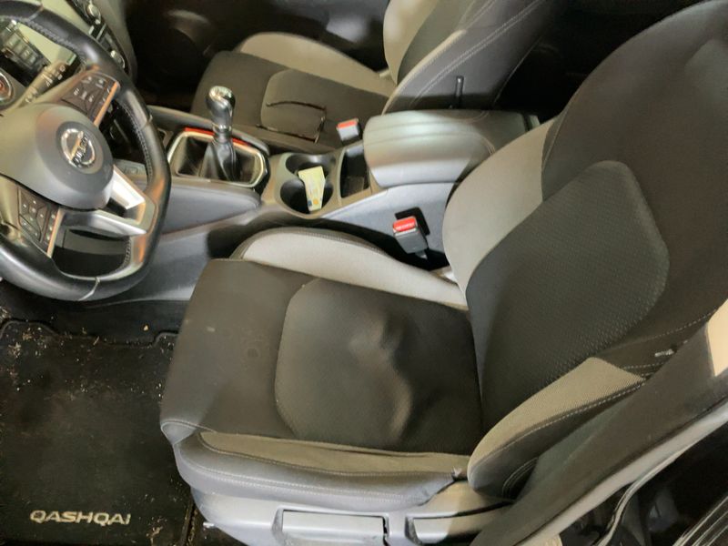Nissan Qashqai 1.3 DIG-T N-Connecta 2019 – снимка 16