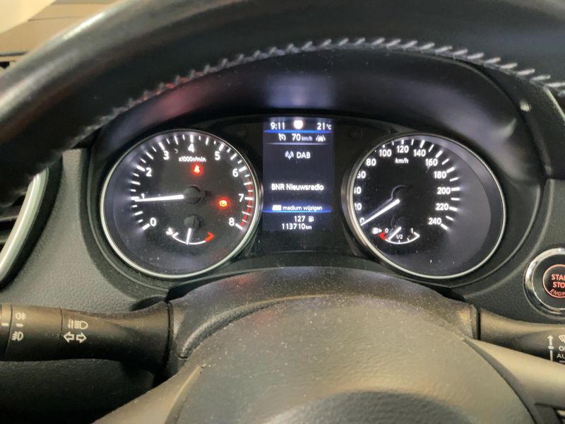 Nissan Qashqai 1.3 DIG-T N-Connecta 2019 – снимка 18