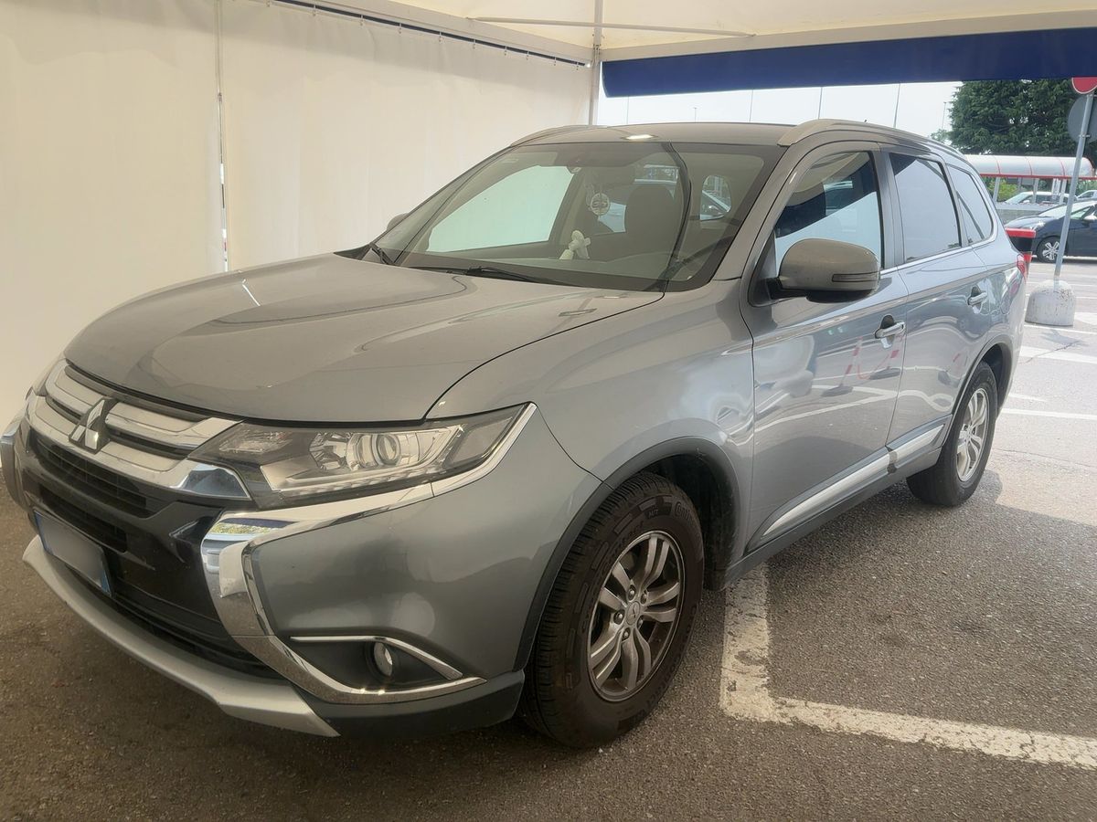 Mitsubishi Outlander 2016