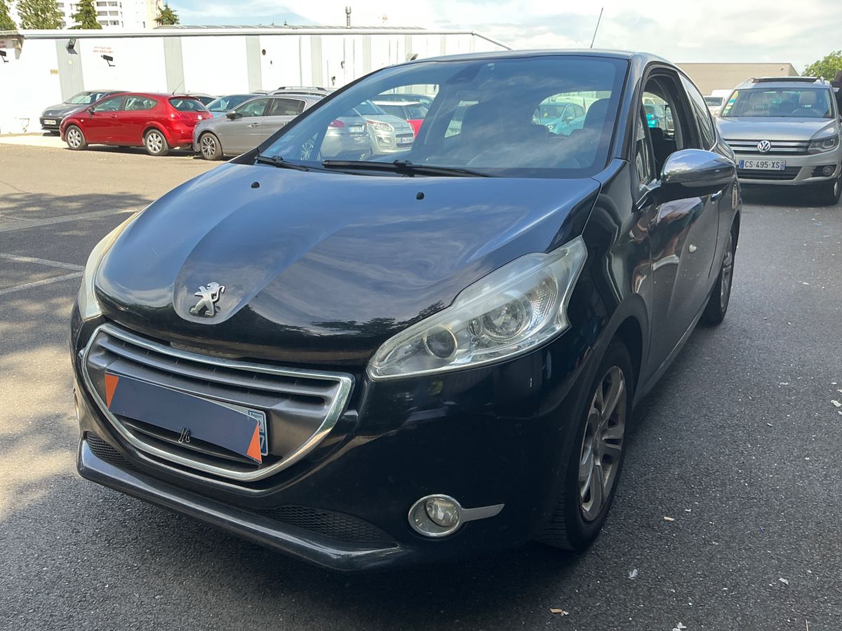 Peugeot 208 2013