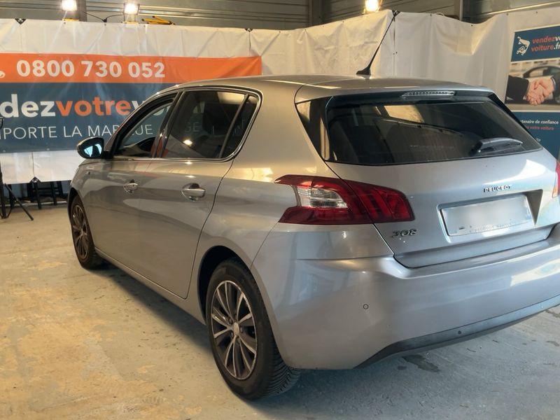Peugeot 308 1.6 Blue-HDi Style — zdjęcie 3