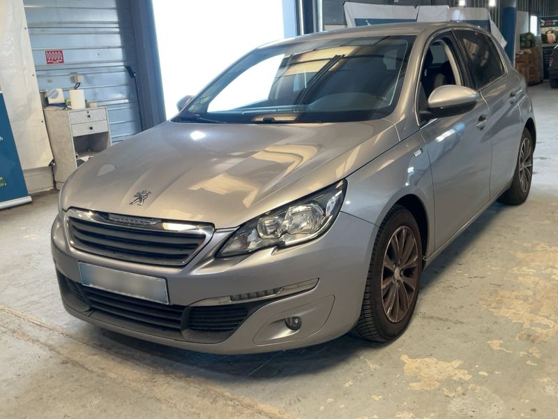 Peugeot 308 1.6 Blue-HDi Style