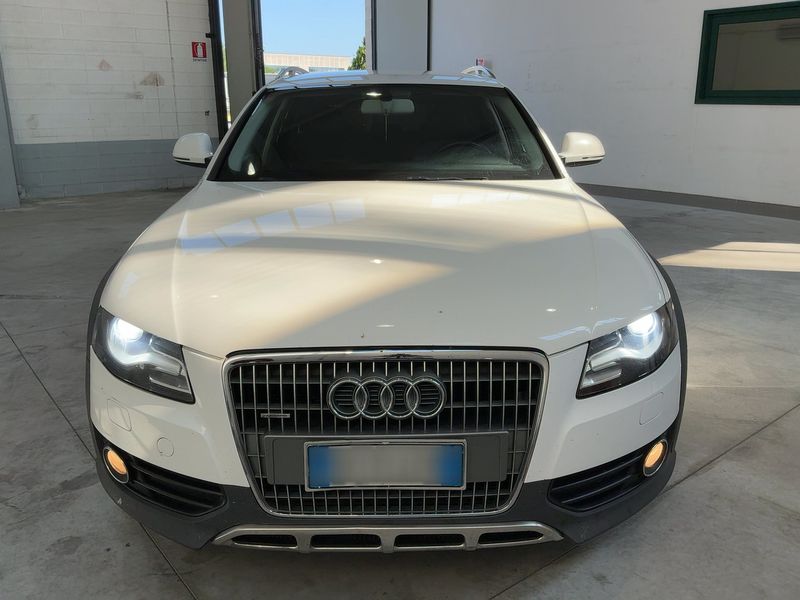 Audi A4 Allroad 3.0 V6 TDI — zdjęcie 9