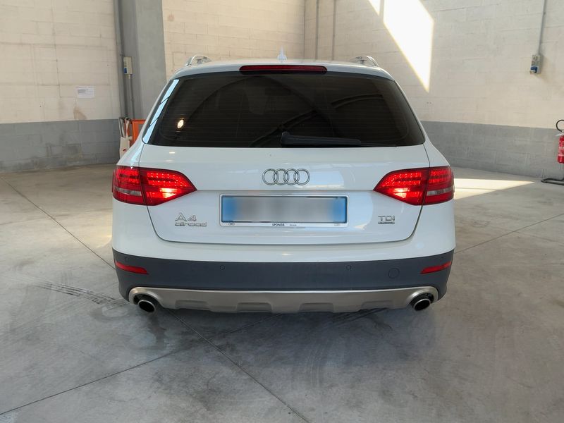 Audi A4 Allroad 3.0 V6 TDI — zdjęcie 5