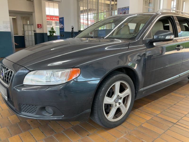Volvo V70 2.0 D4 Summum 2011 – снимка 2