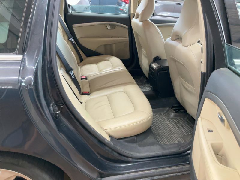 Volvo V70 2.0 D4 Summum 2011 – снимка 20