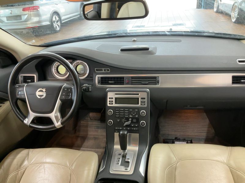 Volvo V70 2.0 D4 Summum 2011 – снимка 18