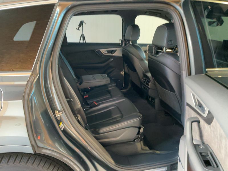 Audi Q7 3.0 TDI e-tron quattro — zdjęcie 14