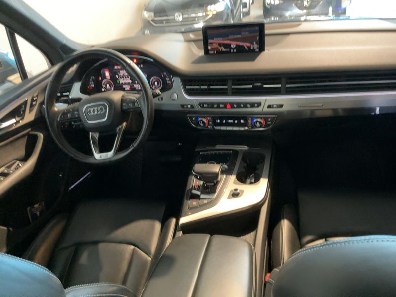 Audi Q7 3.0 TDI e-tron quattro — zdjęcie 12