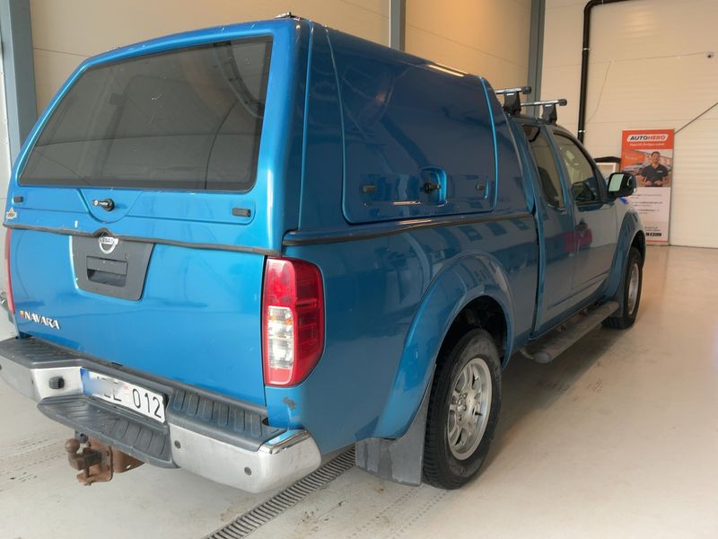 Nissan Navara Pick-up 2.5 dCi King Cab SE 4x4 — zdjęcie 6