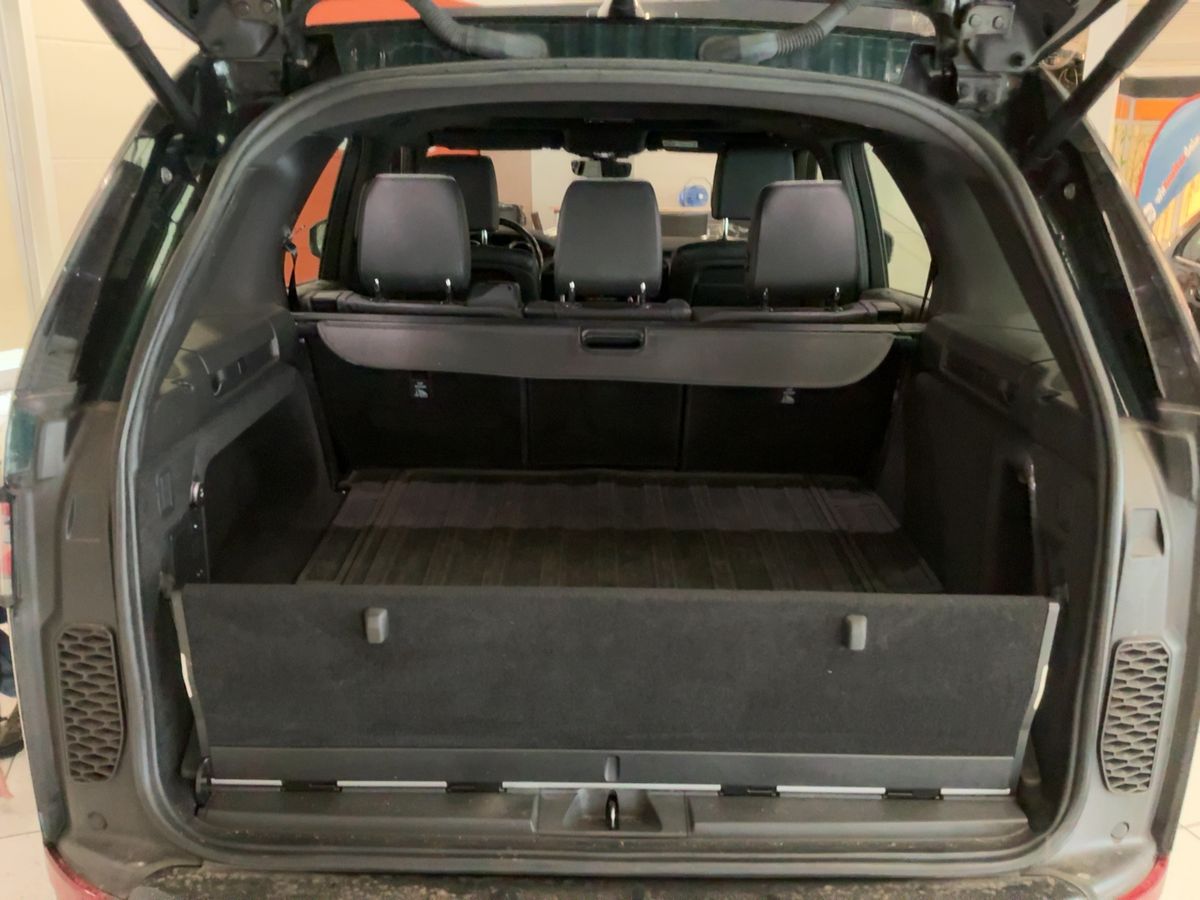 Land Rover 2017 — photo 16