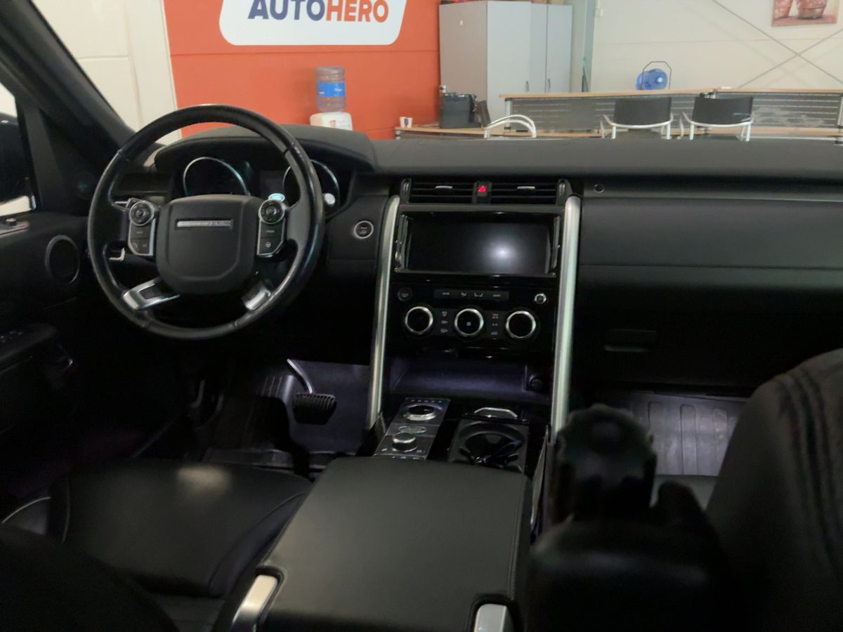 Land Rover 2017 — photo 18