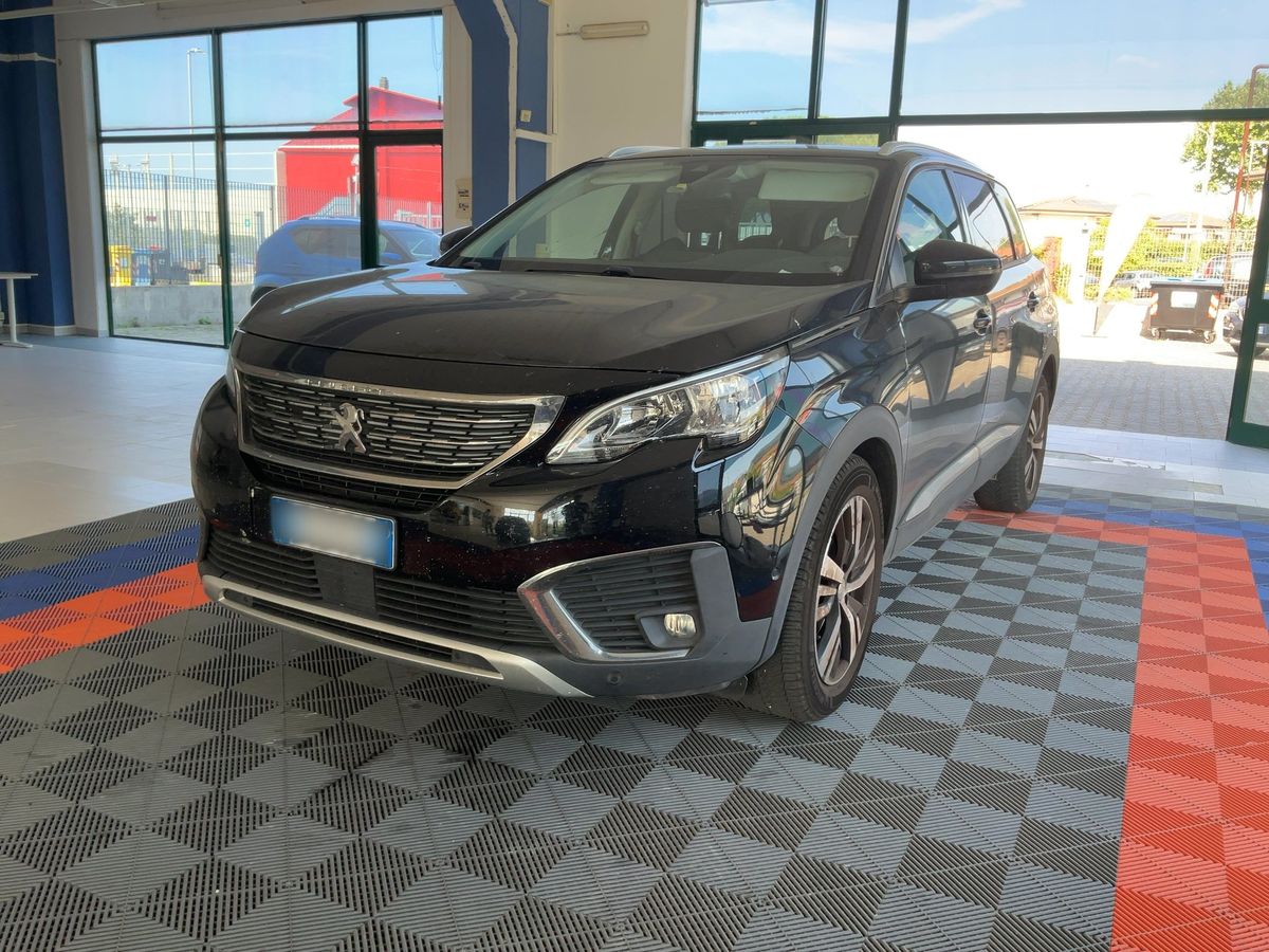 Peugeot 5008 2017