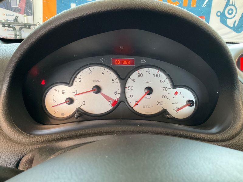Peugeot 206 1.6 CC Filou — zdjęcie 4