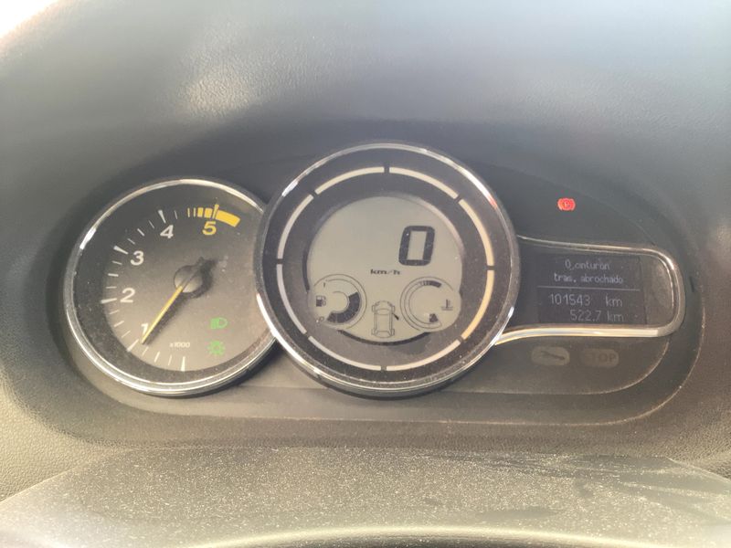 Renault Megane 1.5 dCi Limited — zdjęcie 13