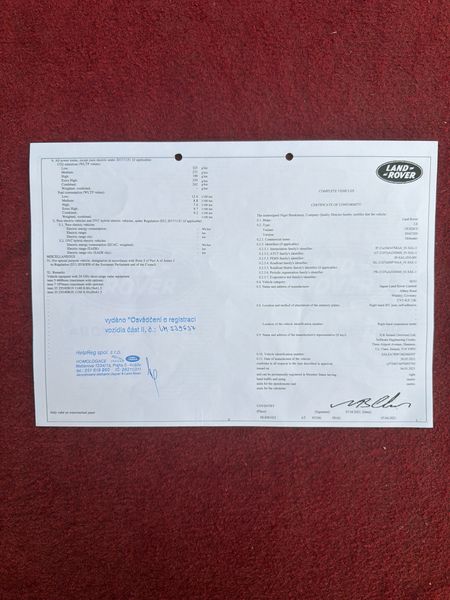 Land Rover Defender D250 Mild-Hybrid 110 S — zdjęcie 17