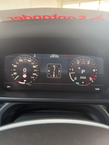 Land Rover Defender D250 Mild-Hybrid 110 S — zdjęcie 12